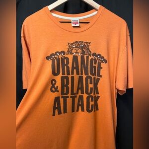 HOMAGE Cincinnati Bengals Orange & Black Attack Graphic Tee